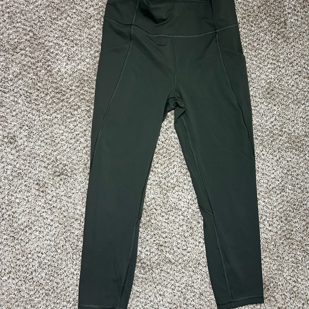 Lululemon leggings size 8